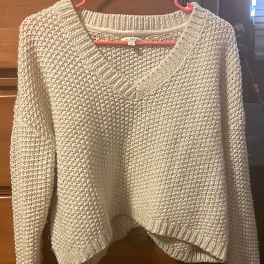 White cream sweater
